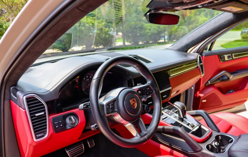 2022 Porsche Cayenne GTS Coupe