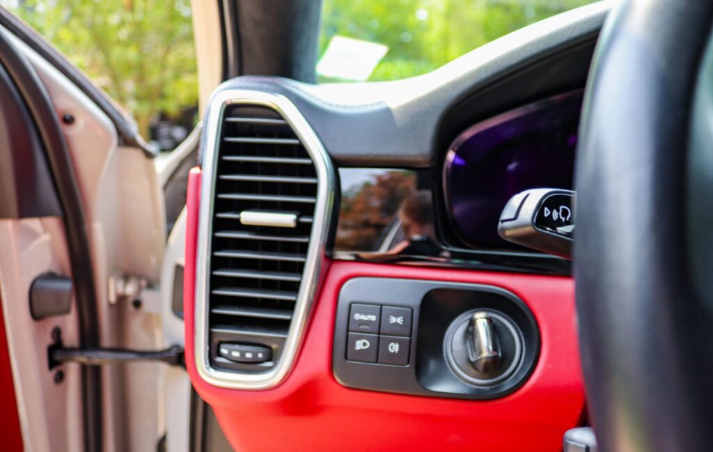 2022 Porsche Cayenne GTS Coupe